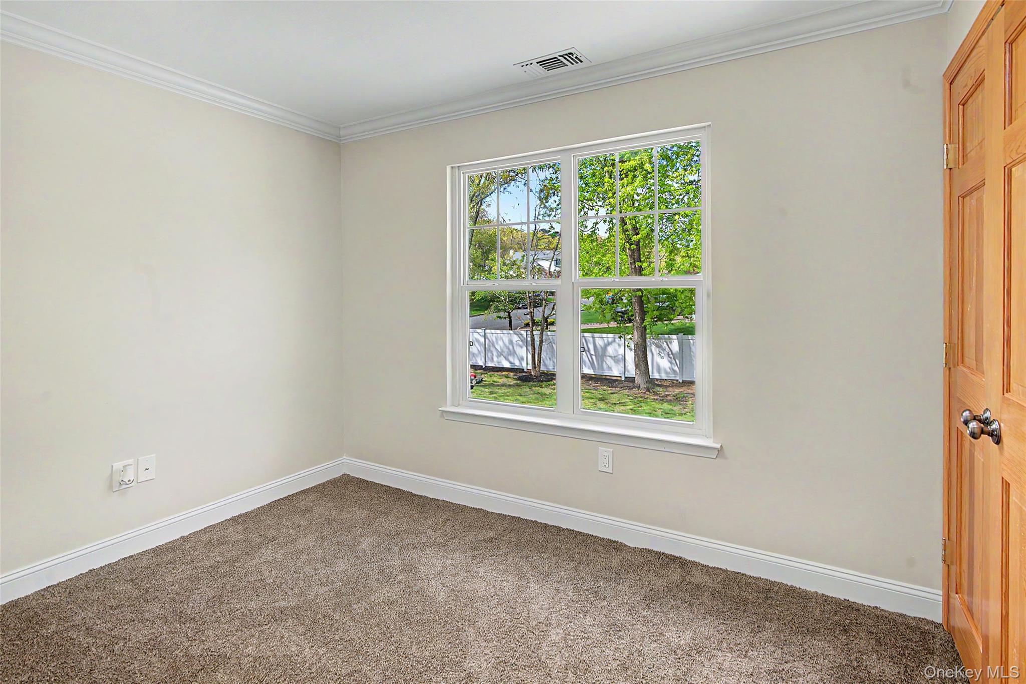 6 Lyons Lane – For Sale photo 23