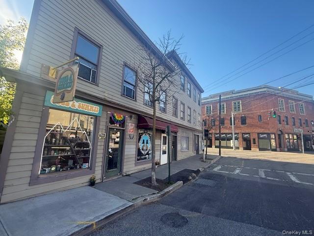 9 Main Street – For Rent photo 16