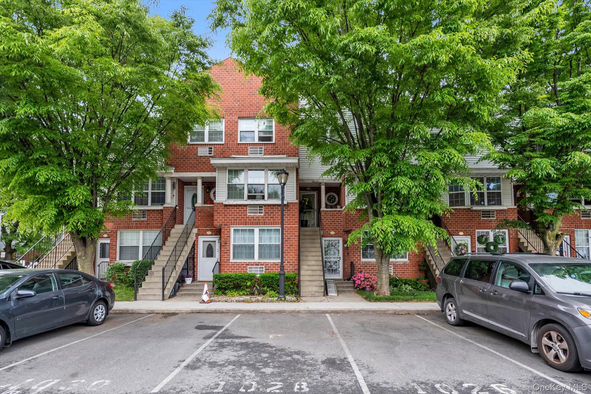 126 Sunset Boulevard, Unit 11126