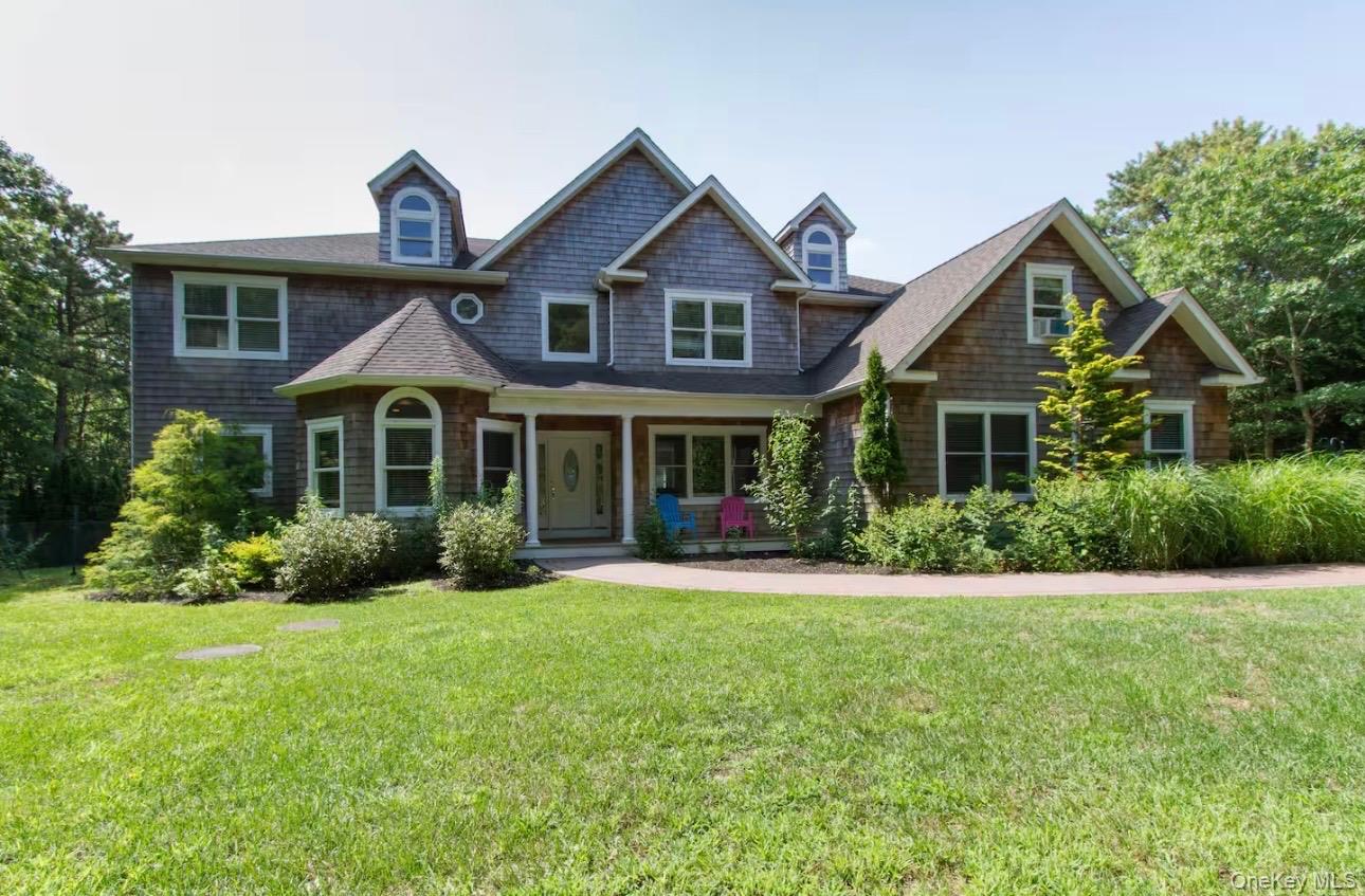 155 Chardonnay Drive – For Sale