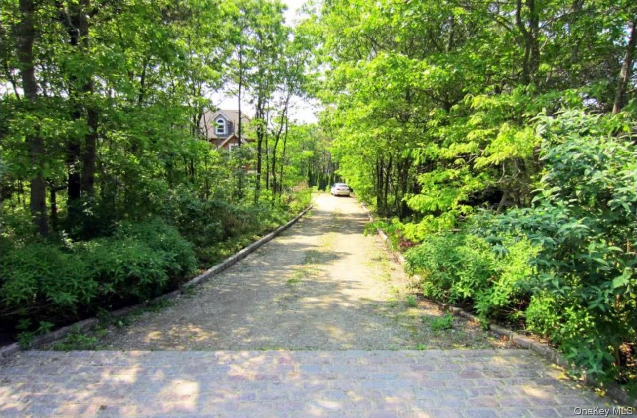 155 Chardonnay Drive – For Sale photo 2