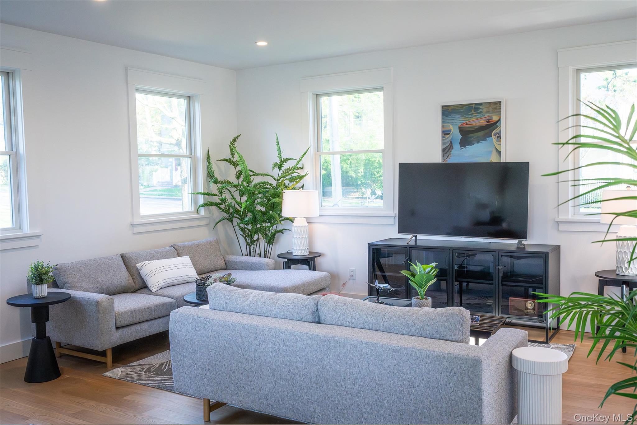 550 Madison Avenue – For Sale