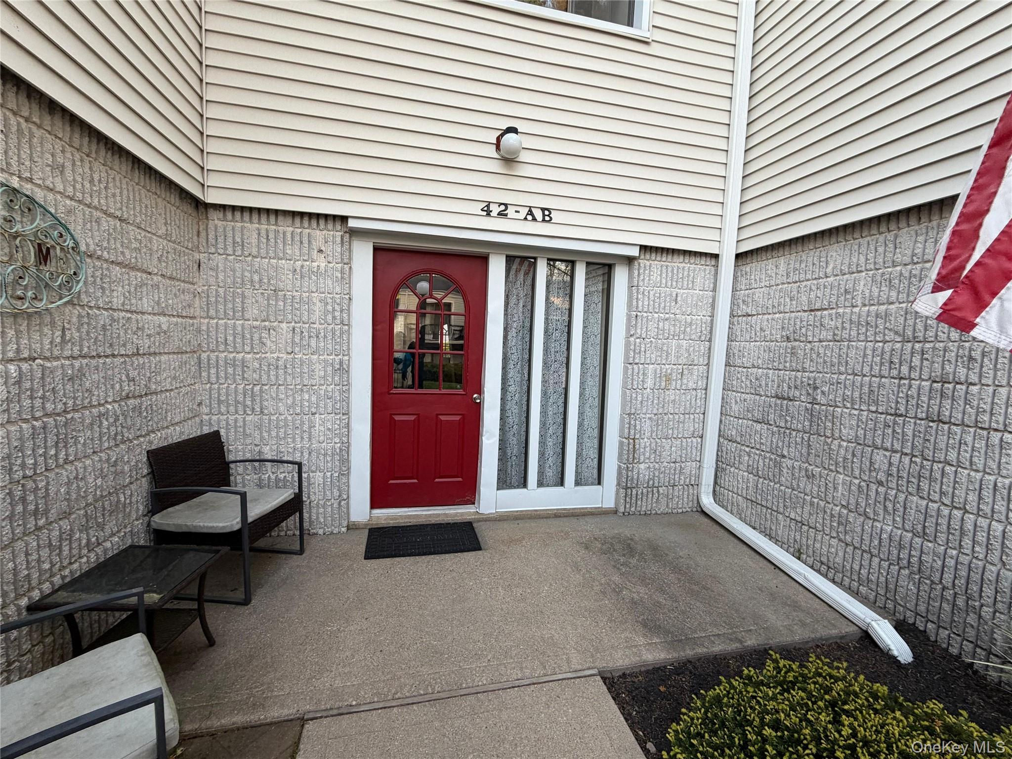42 Richmond Boulevard, Unit 1B photo 2