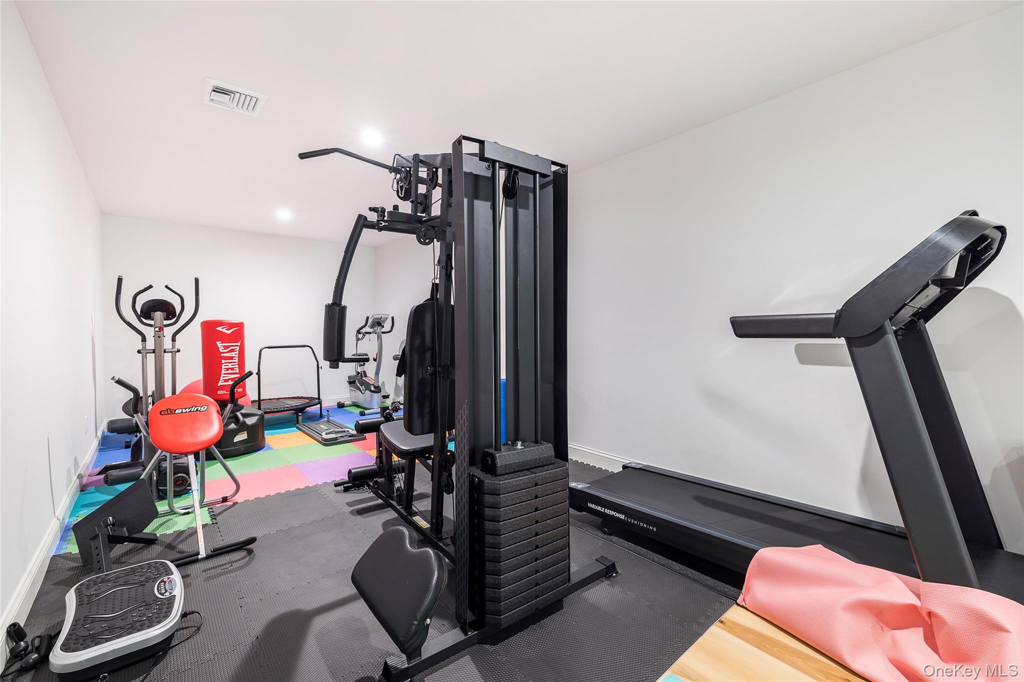 9 Jennifers Path – For Rent photo 24