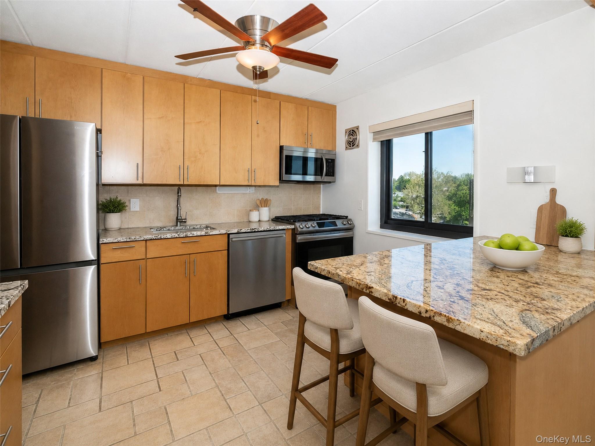 666 Pelham Road, Unit 7B photo 9