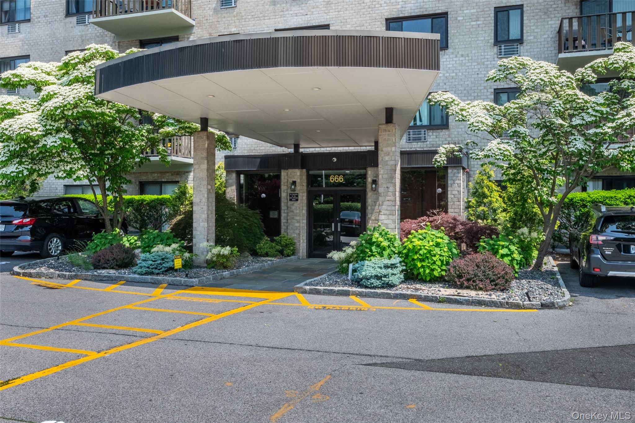 666 Pelham Road, Unit 7B photo 2