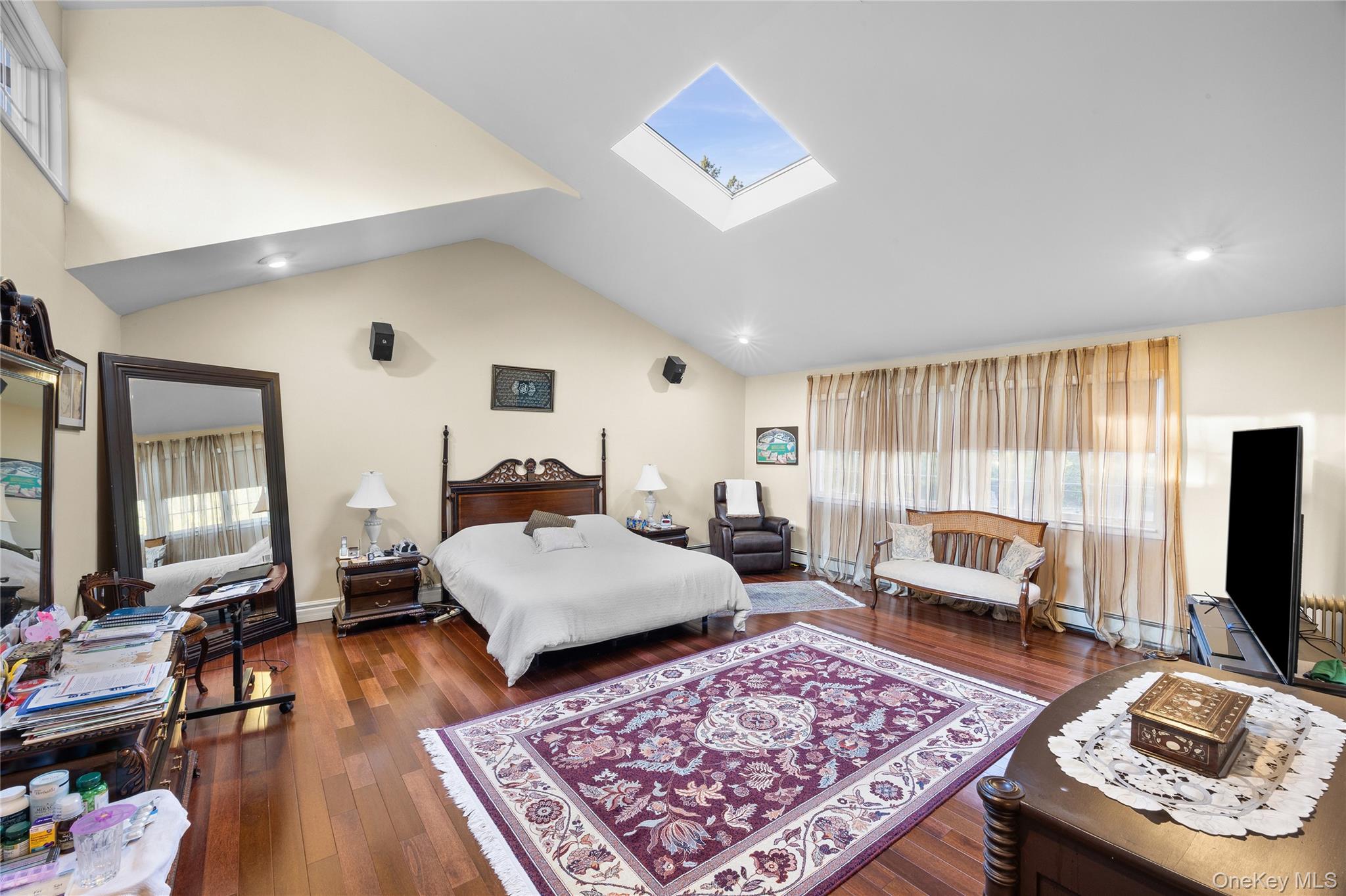 16 Cabriolet Lane – For Sale photo 23