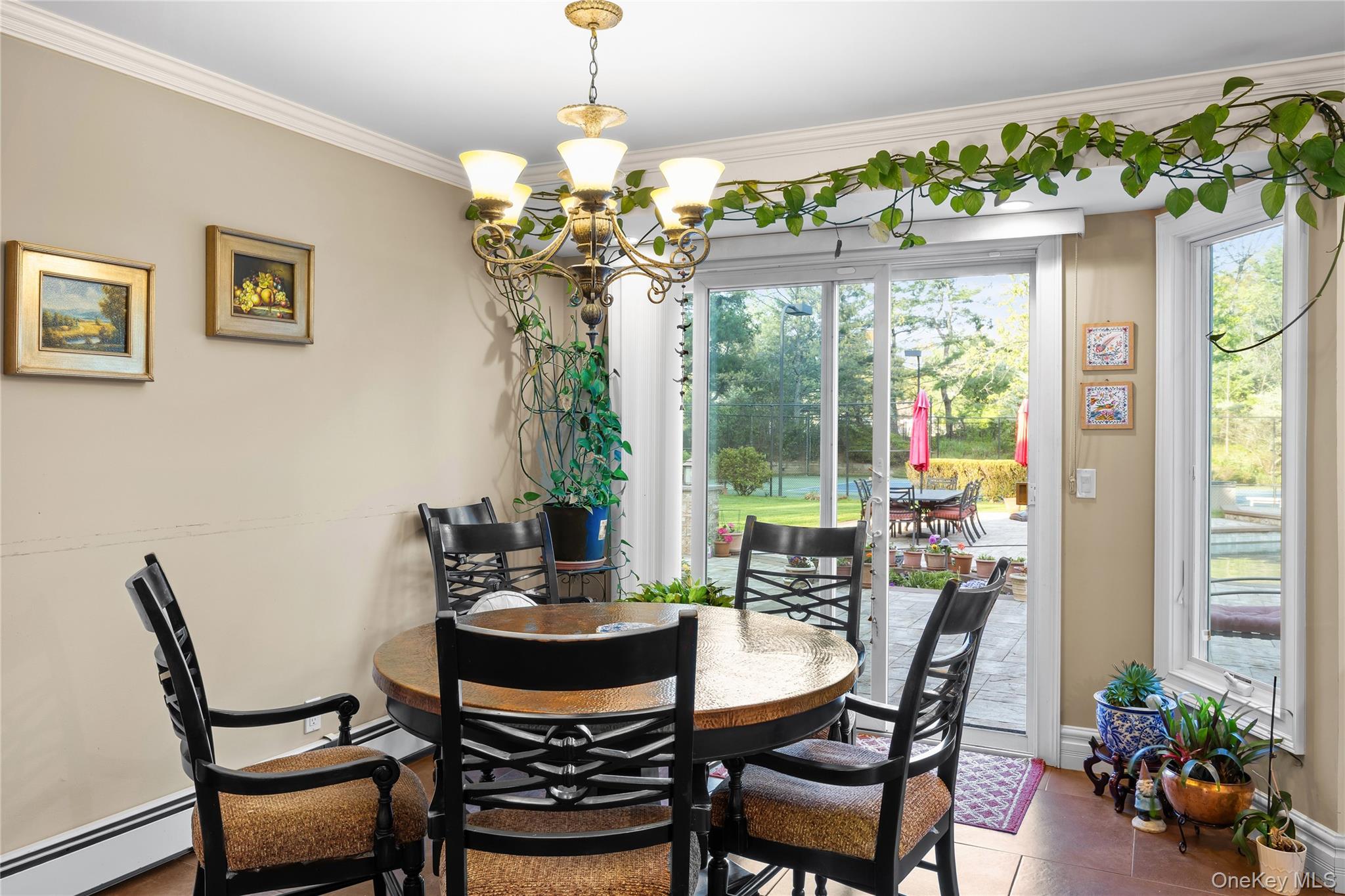 16 Cabriolet Lane – For Sale photo 16