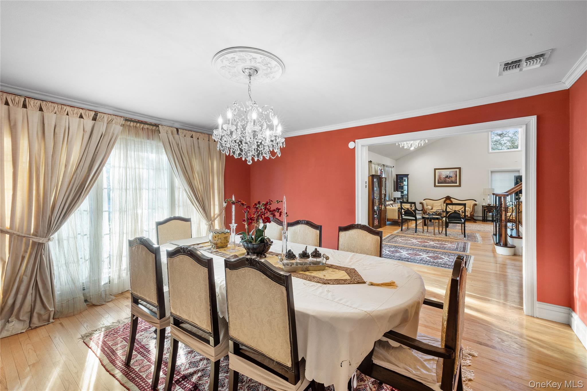 16 Cabriolet Lane – For Sale photo 11
