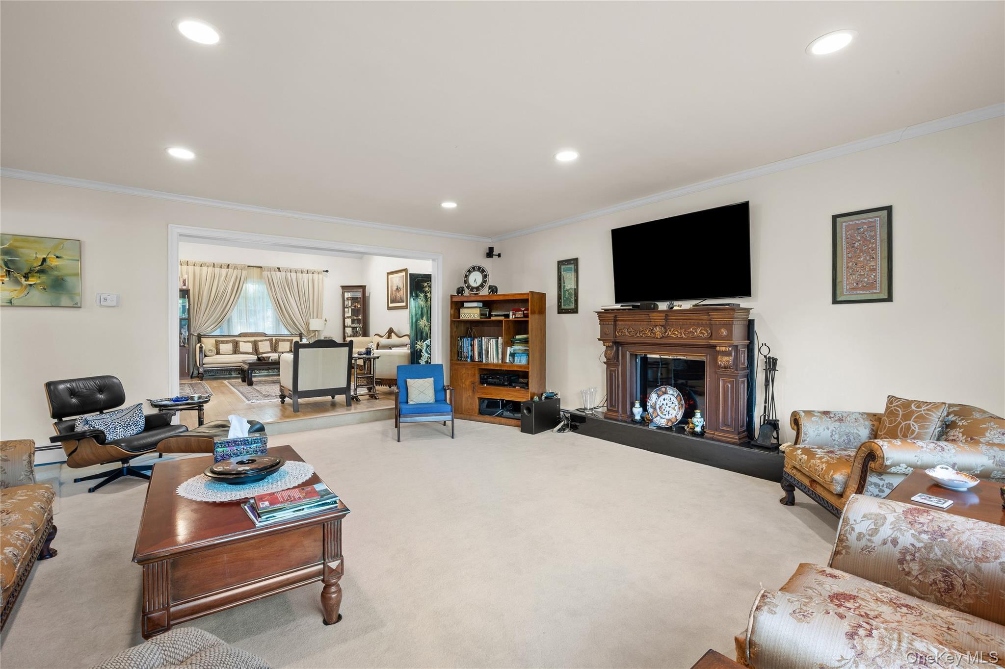 16 Cabriolet Lane – For Sale photo 17