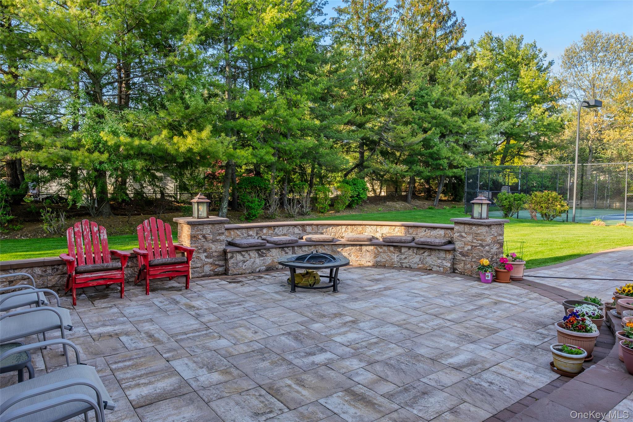 16 Cabriolet Lane – For Sale photo 37