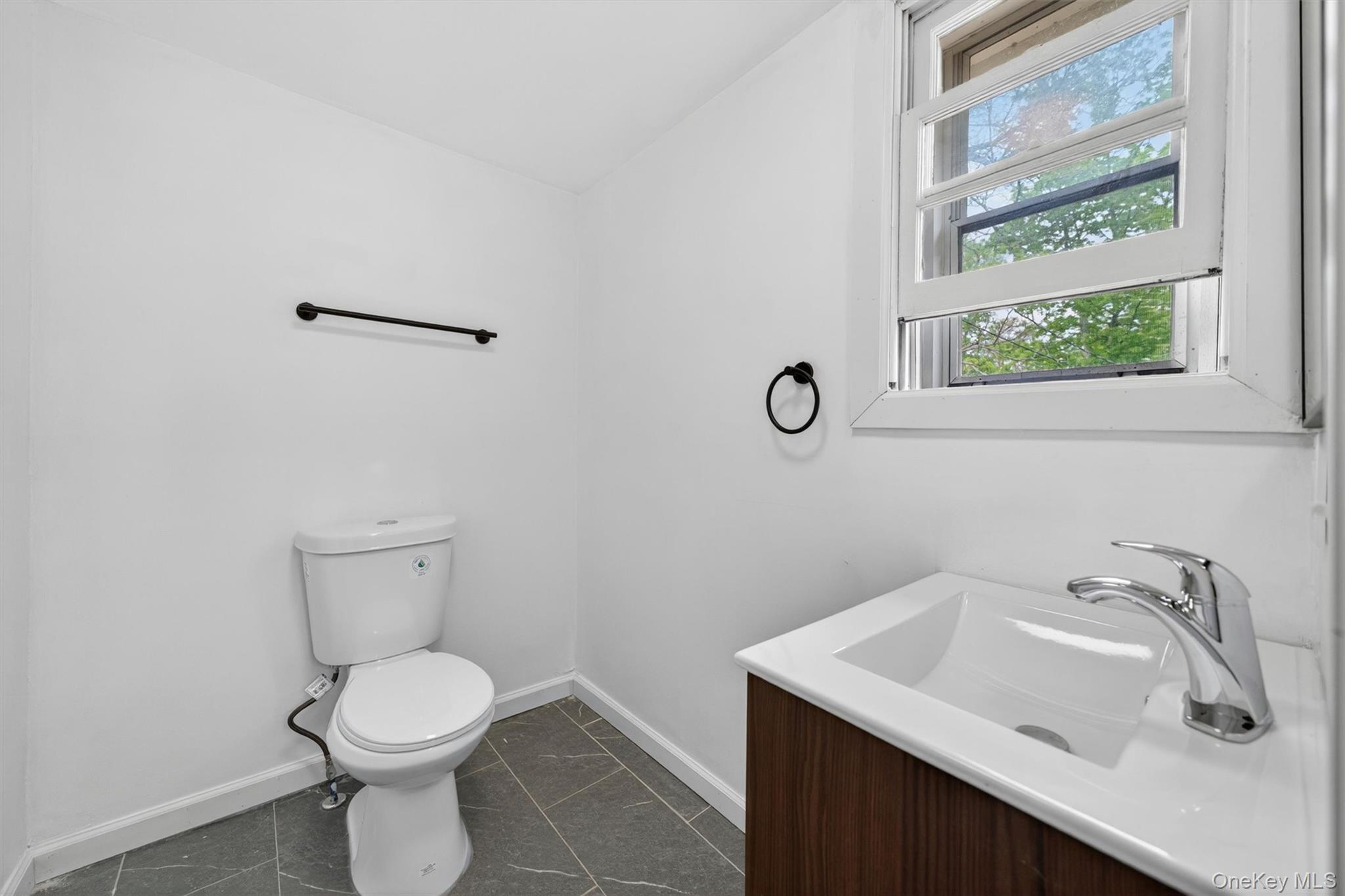 48-50 Horseshoe Lake Road – For Sale photo 11