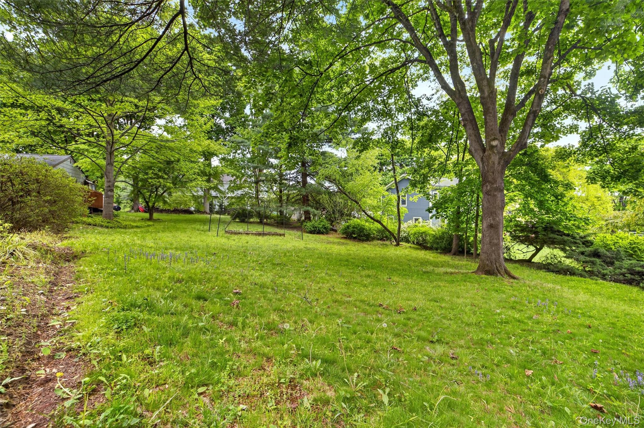 10 Mount Green Road – For Sale photo 14