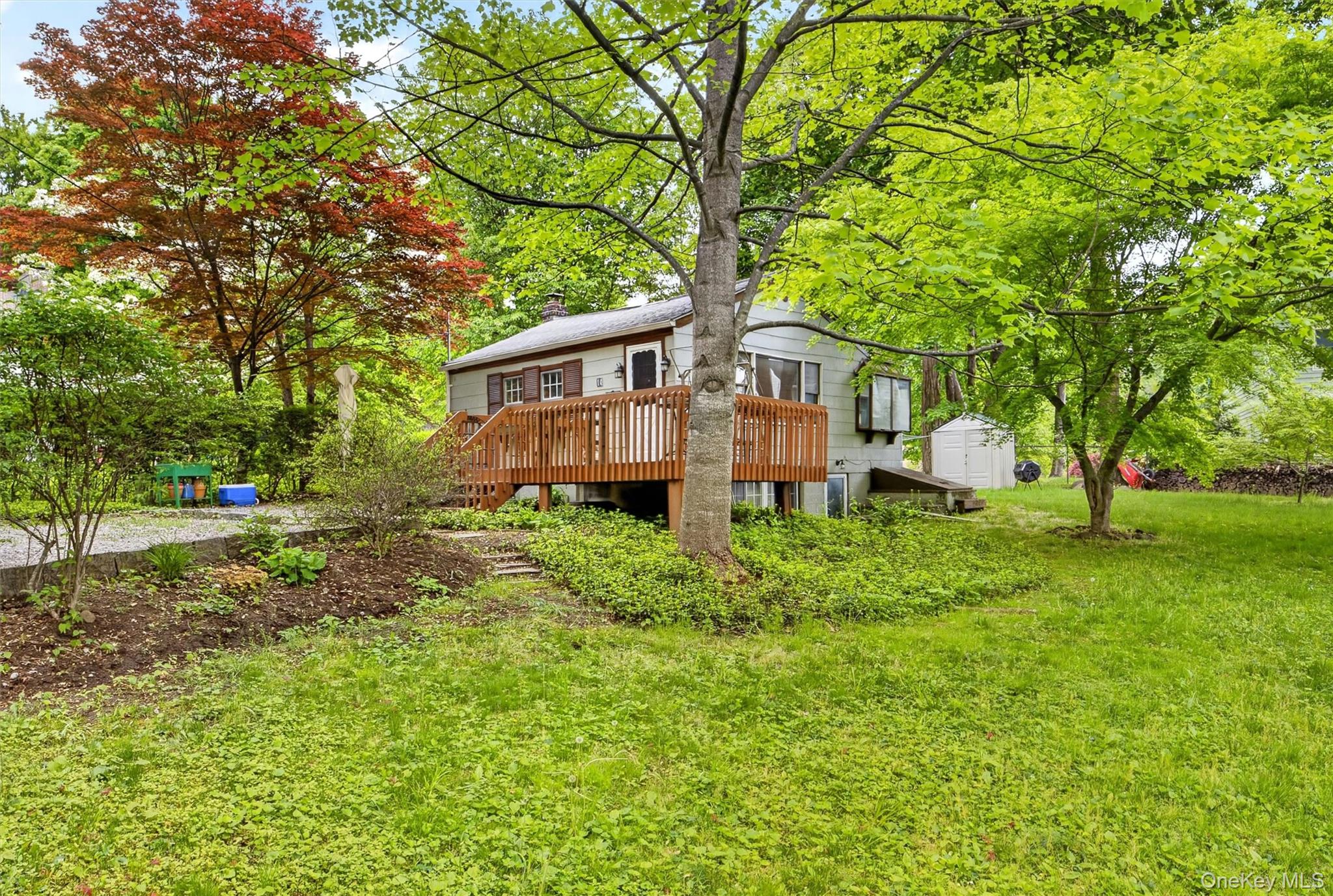 10 Mount Green Road – For Sale photo 2