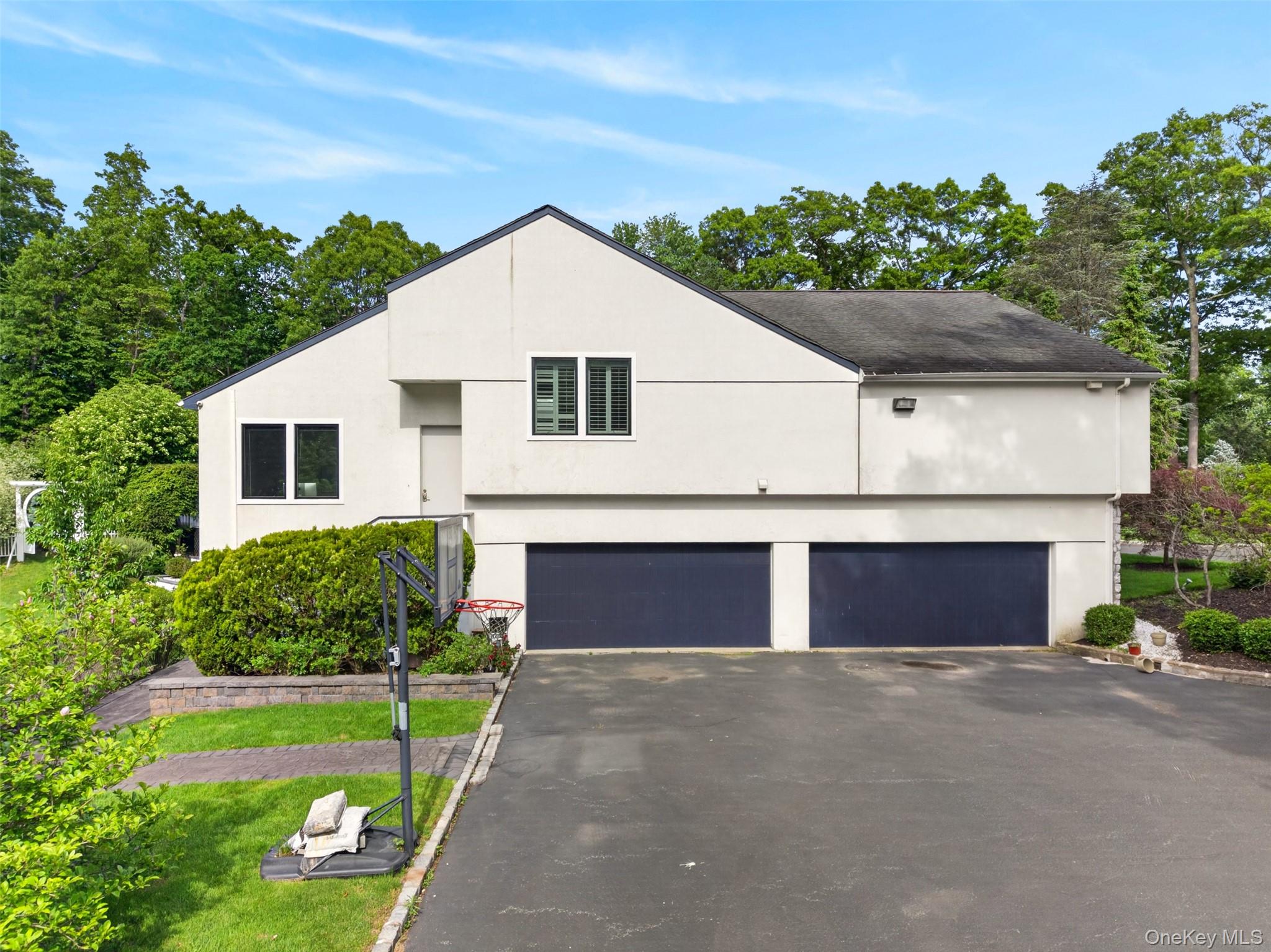 80 Tall Oak Crescent – For Sale photo 23