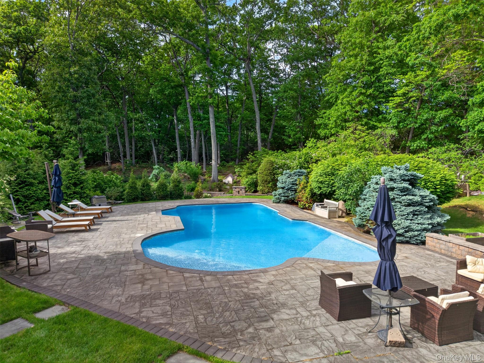 80 Tall Oak Crescent – For Sale photo 21