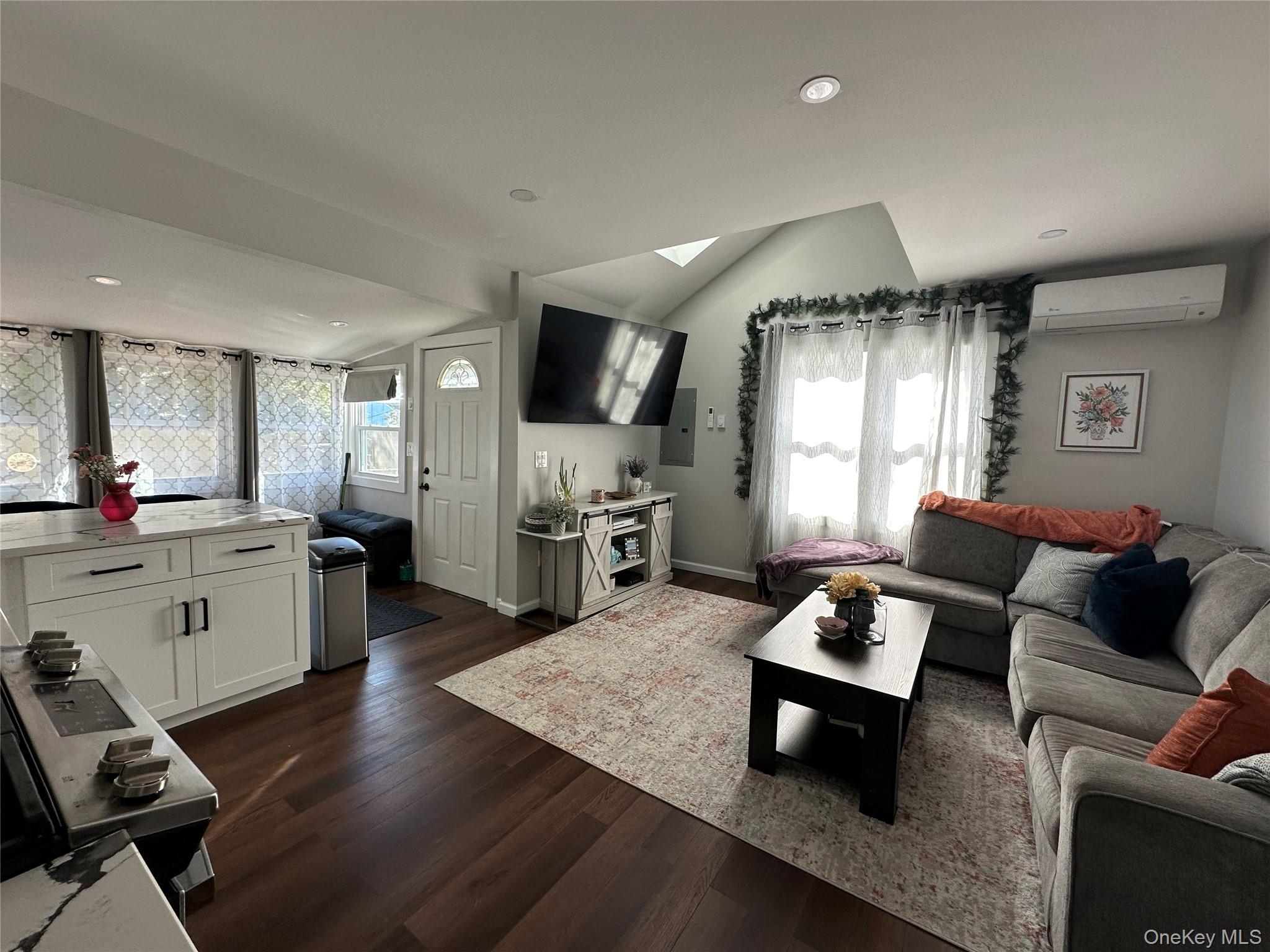 20 Melnick Place – For Sale photo 4
