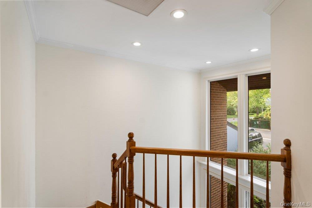 41 E View Court – For Sale photo 21