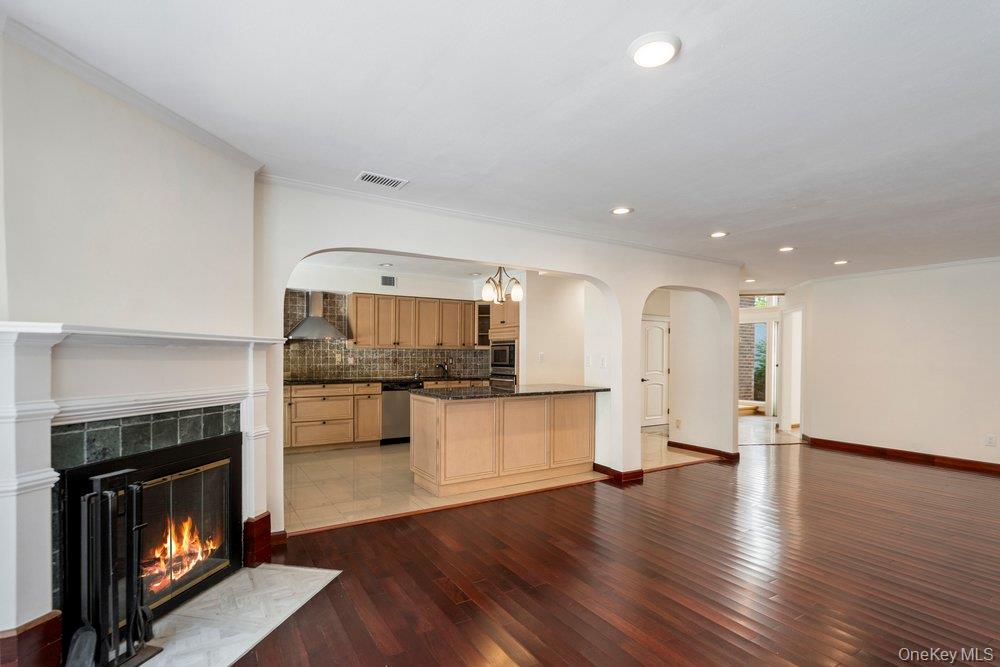 41 E View Court – For Sale photo 3