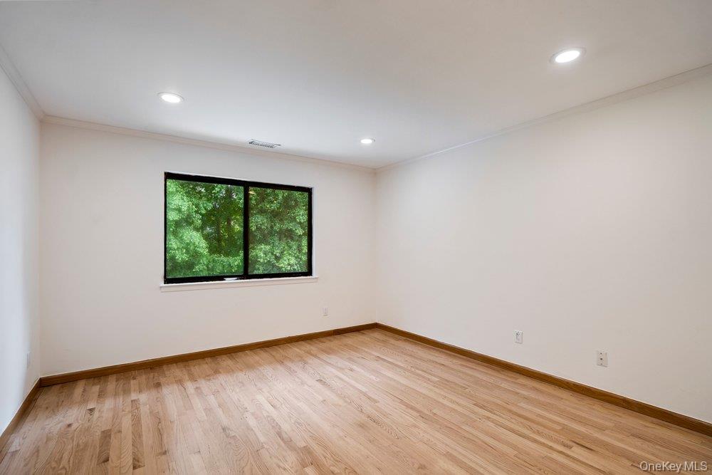 41 E View Court – For Sale photo 32
