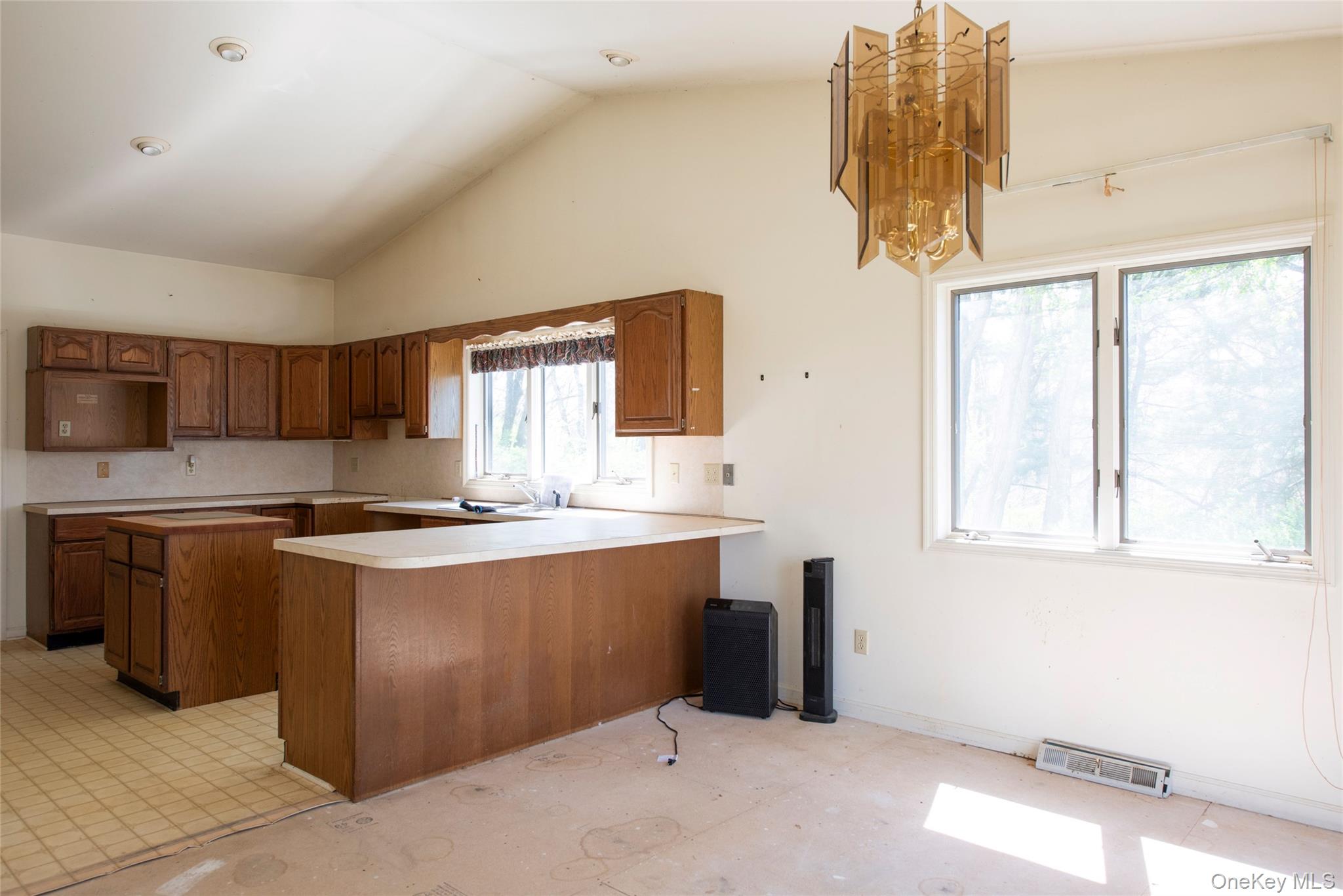 97 Spencer Drive – For Sale photo 6