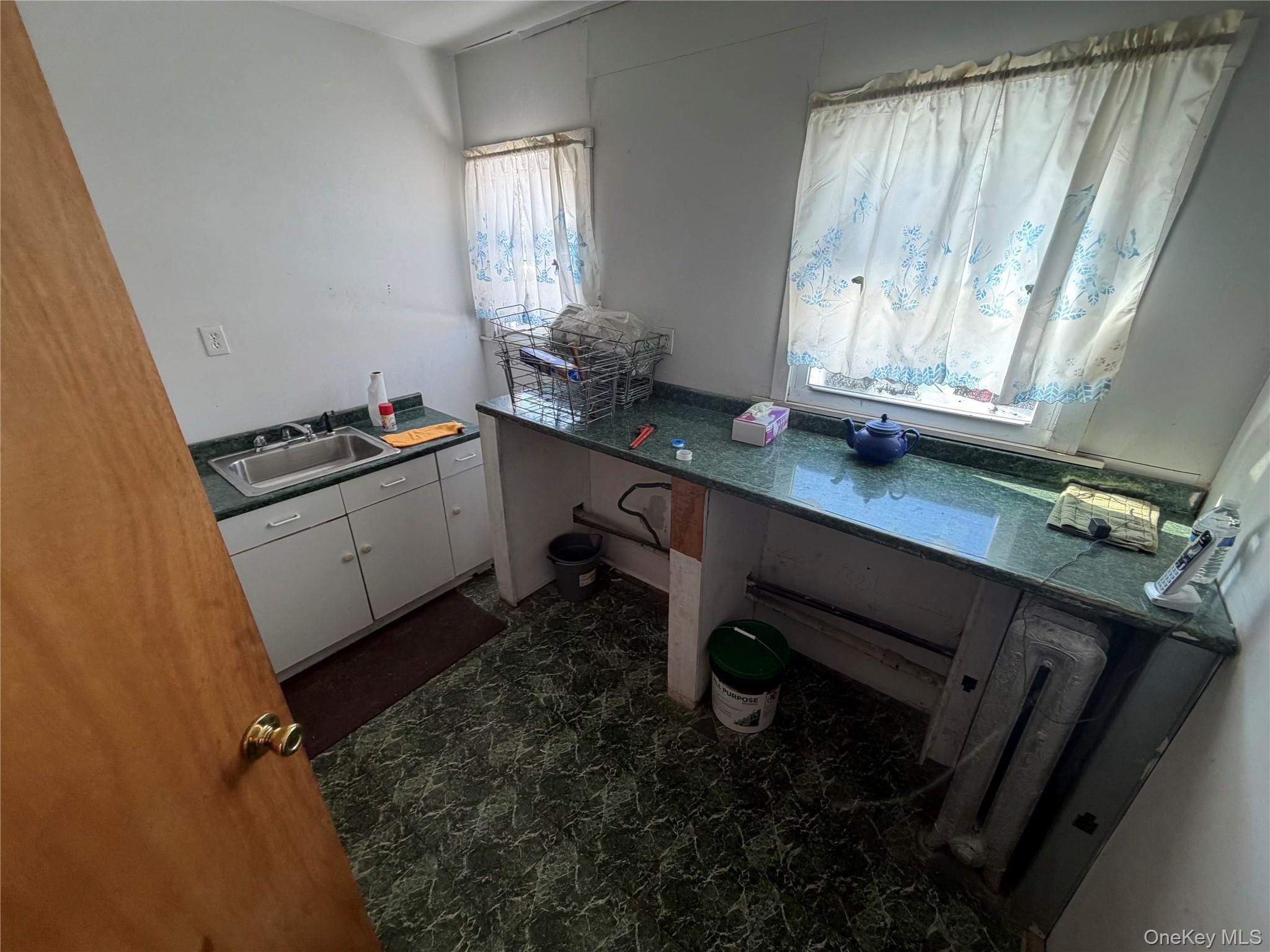 452 S 7th Avenue – For Sale photo 17