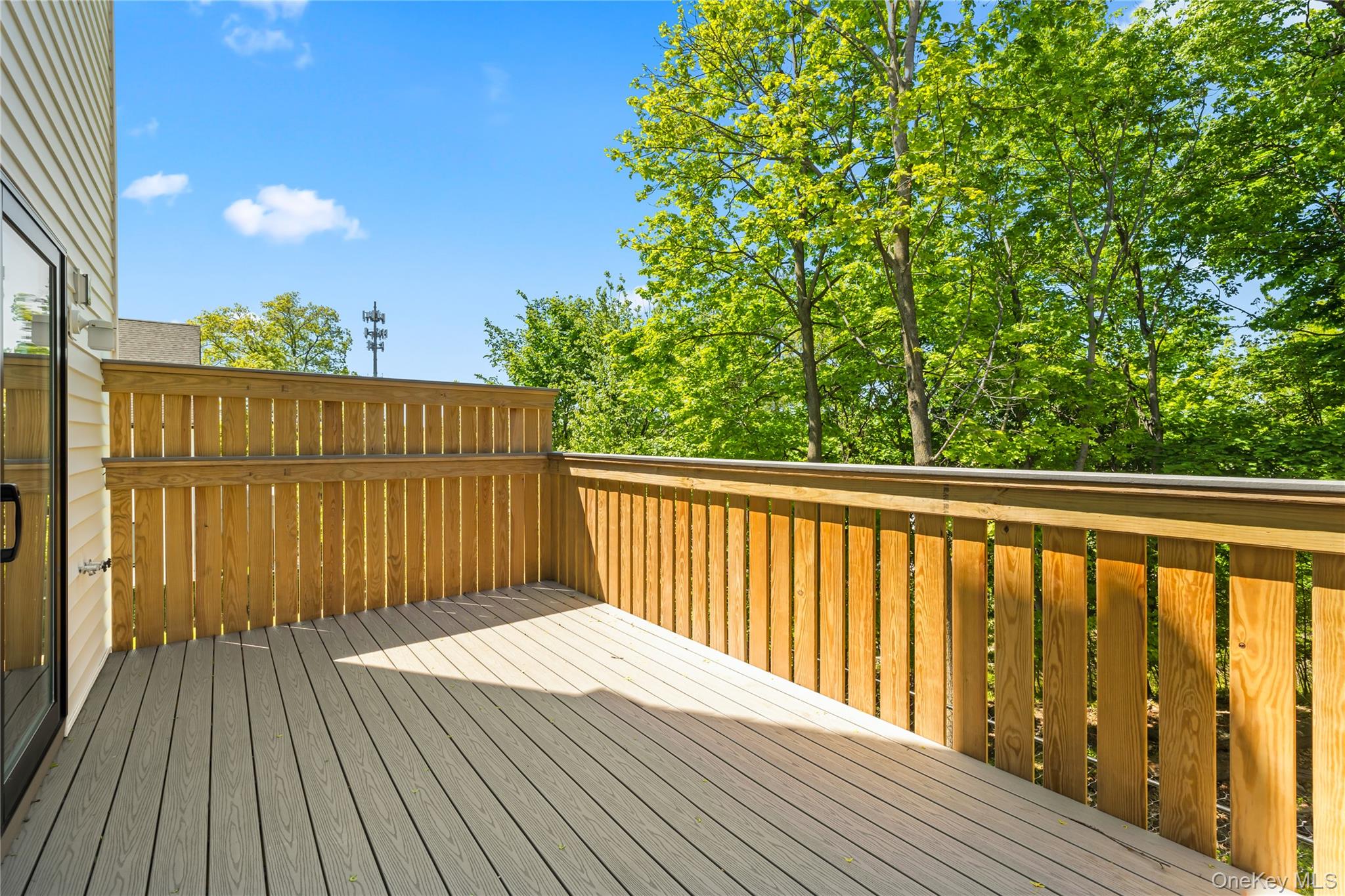 37 Ewing Avenue, Unit 201 photo 22