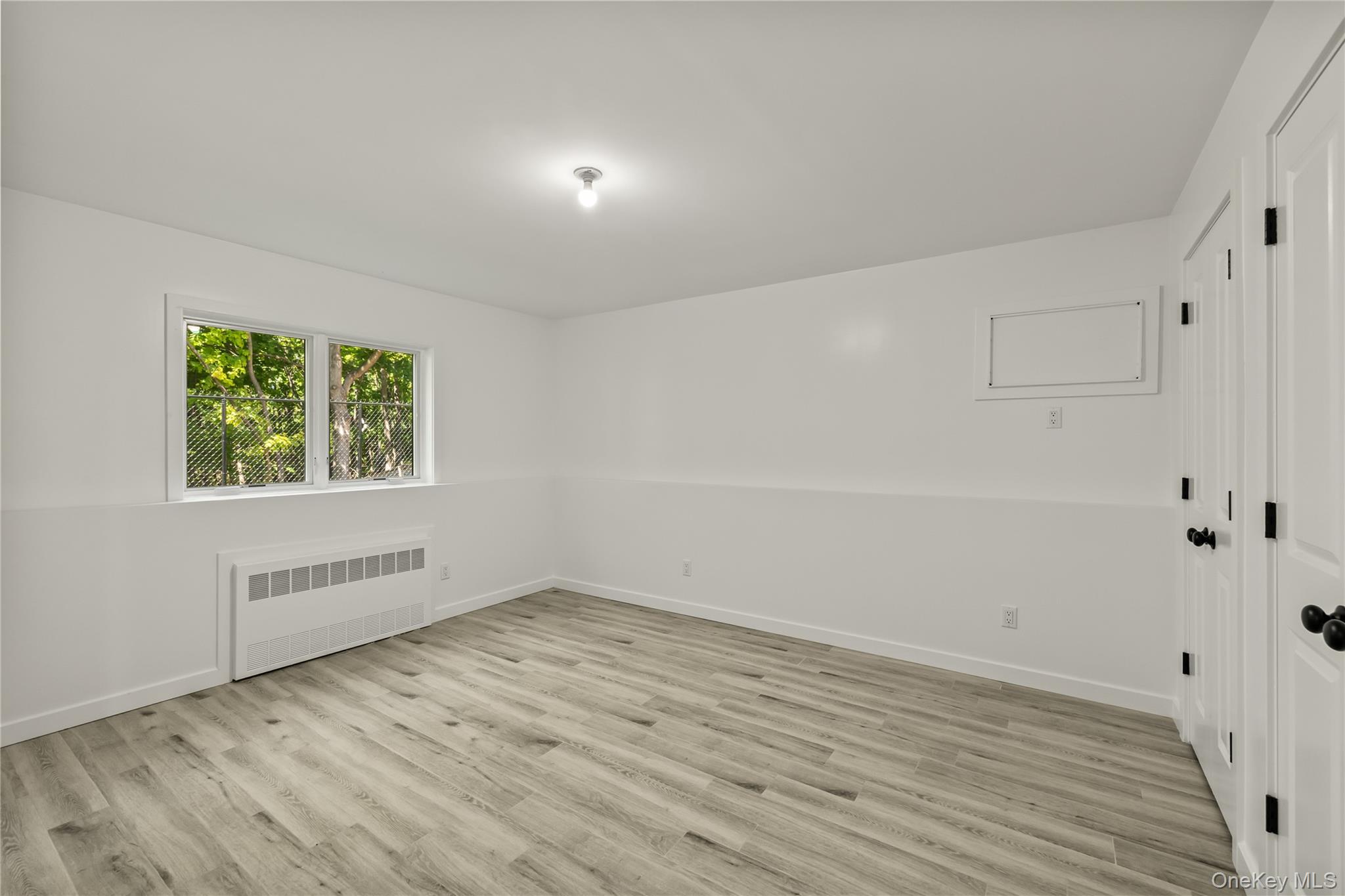 37 Ewing Avenue, Unit 201 photo 40