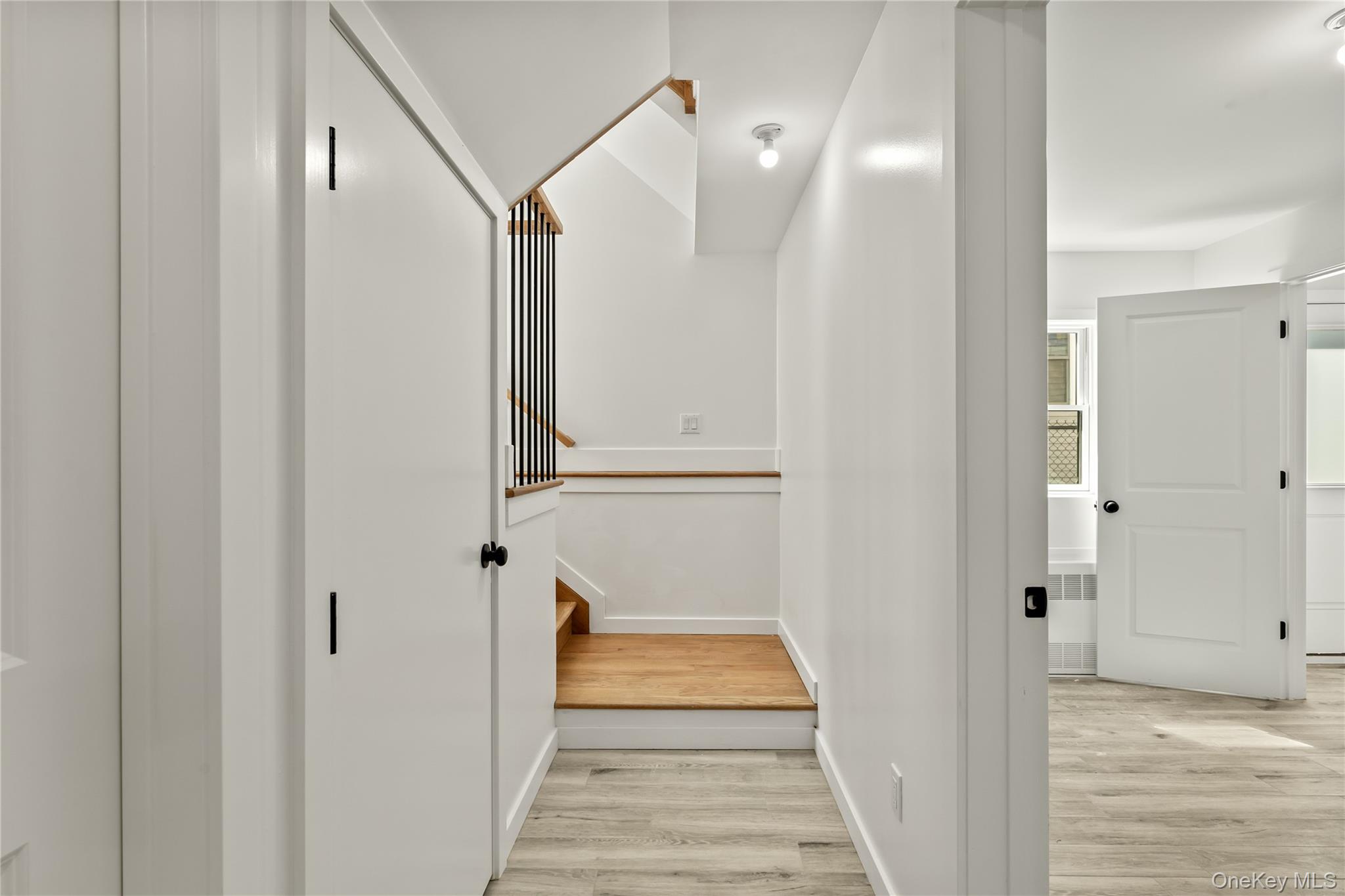 37 Ewing Avenue, Unit 201 photo 34