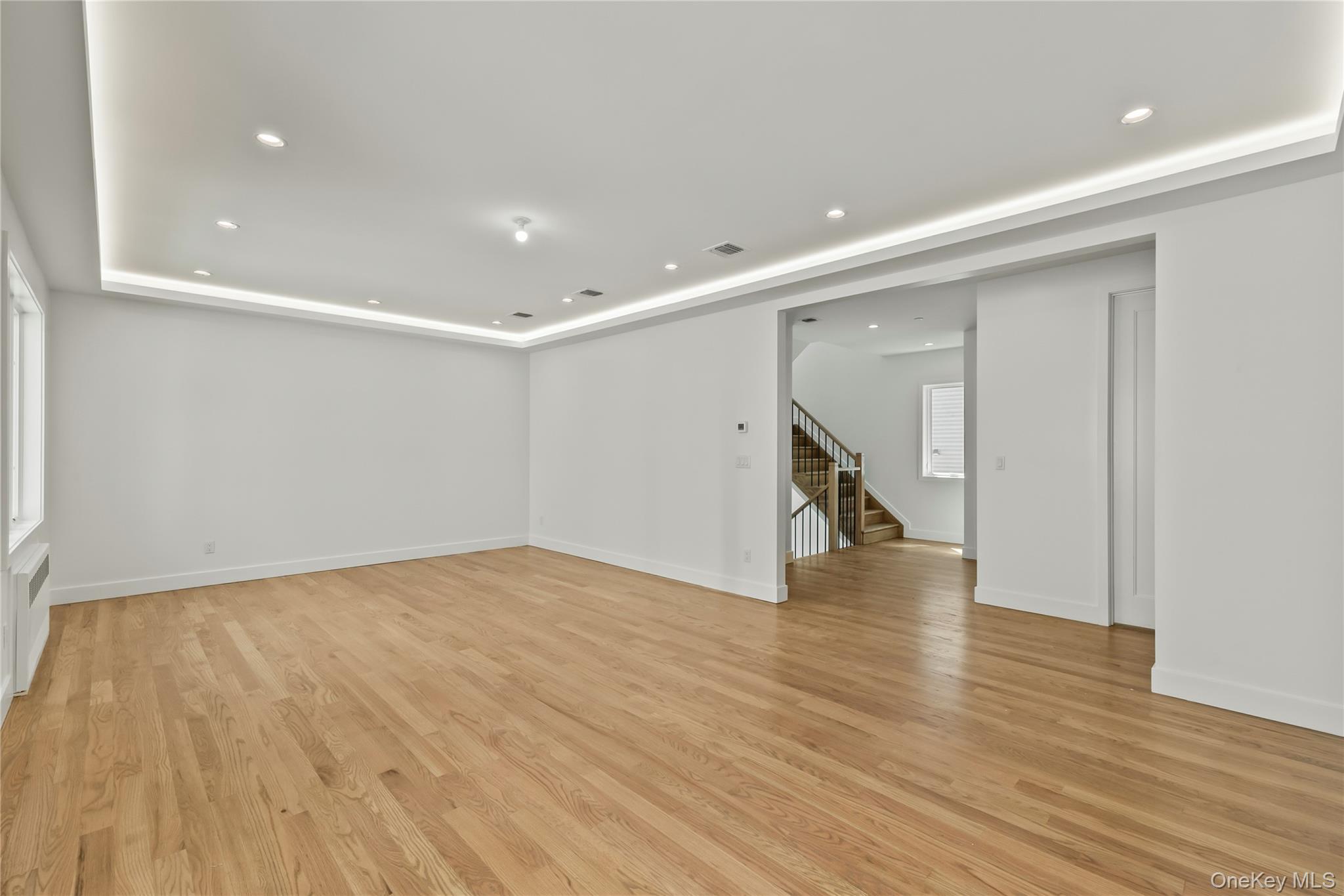 37 Ewing Avenue, Unit 201 photo 15