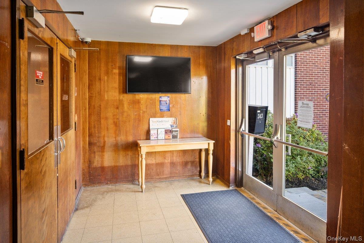343 Jerusalem Avenue – For Sale photo 12