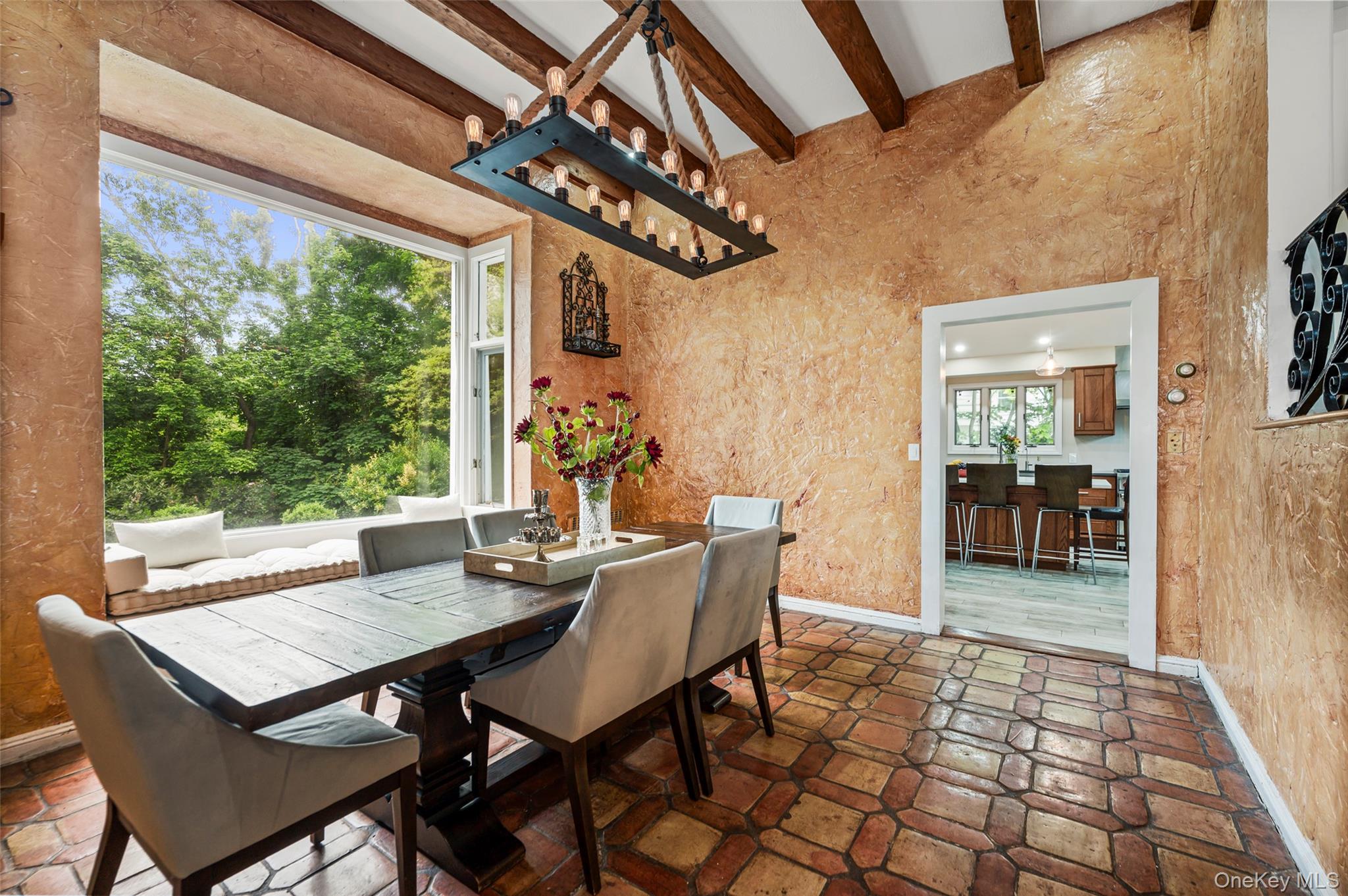 27 Ridge Drive E – For Sale photo 10