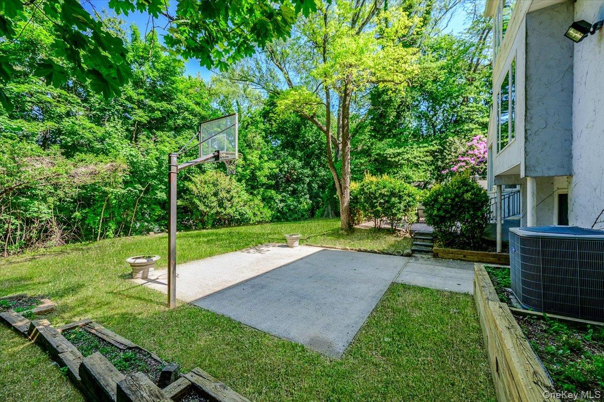 27 Ridge Drive E – For Sale photo 32