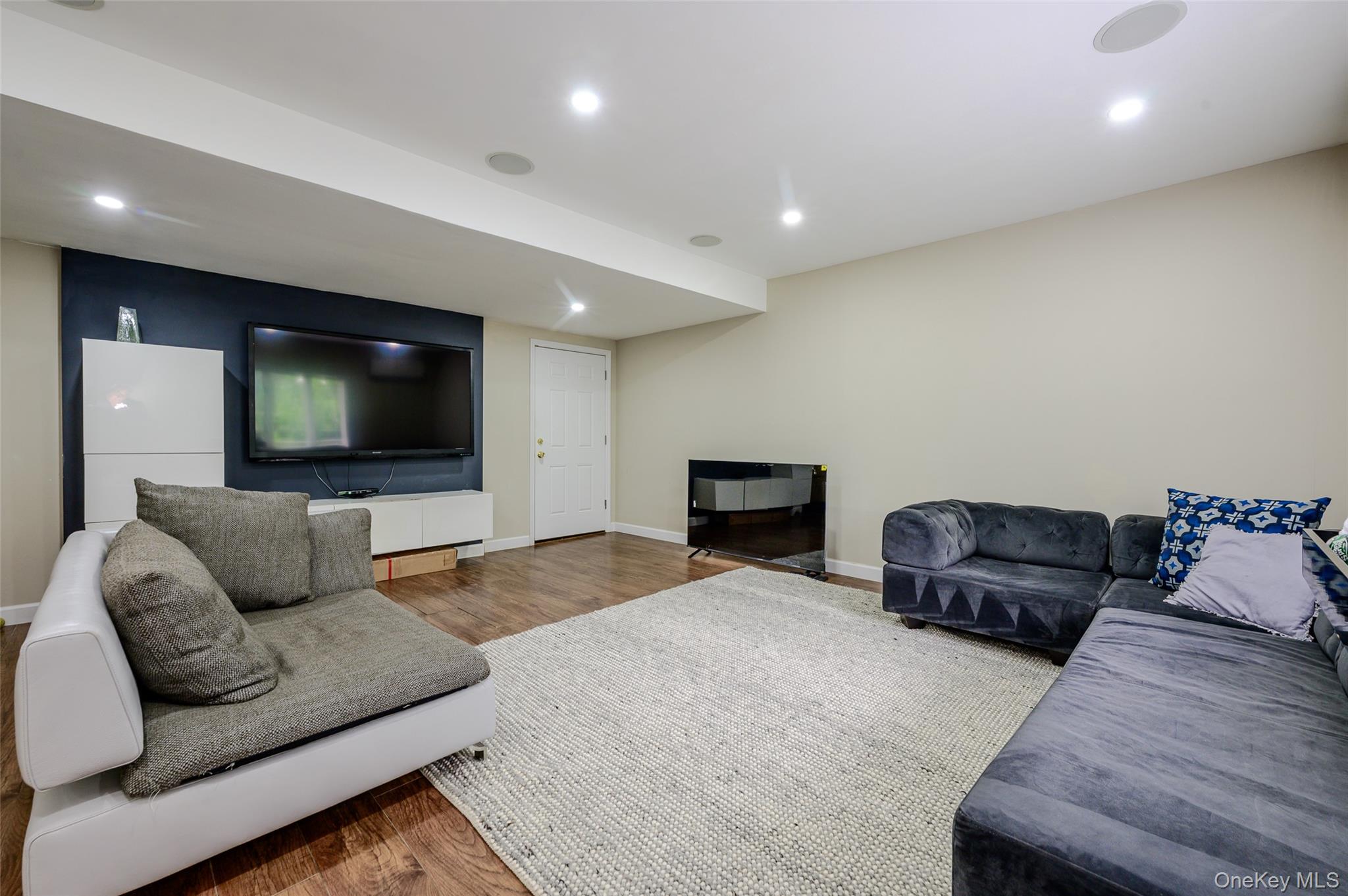 27 Ridge Drive E – For Sale photo 8