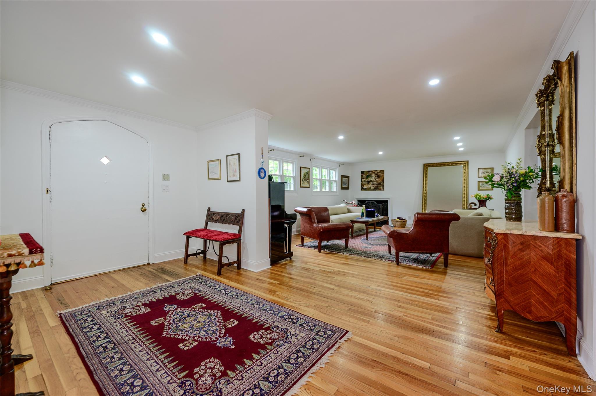 27 Ridge Drive E – For Sale photo 3