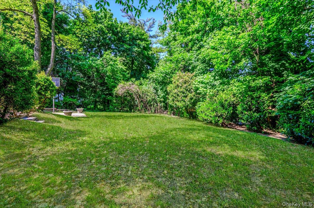 27 Ridge Drive E – For Sale photo 33
