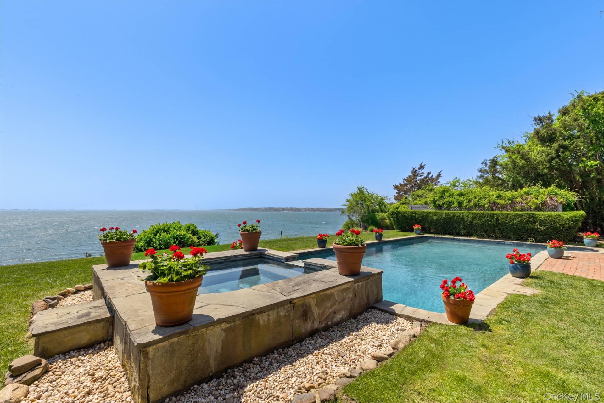 24 Aqua Drive – For Sale photo 2