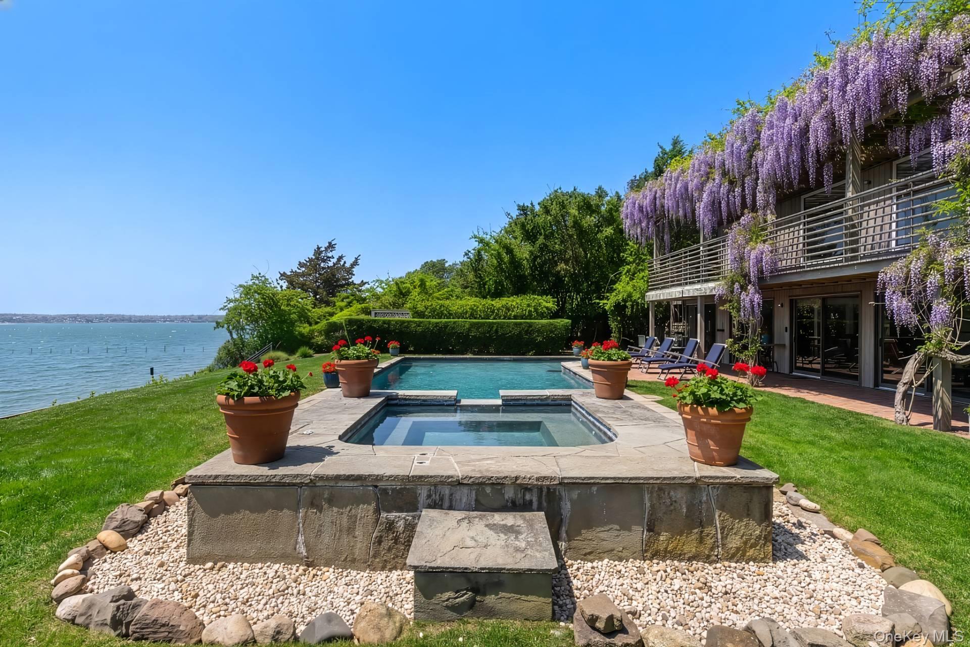 24 Aqua Drive – For Sale photo 3