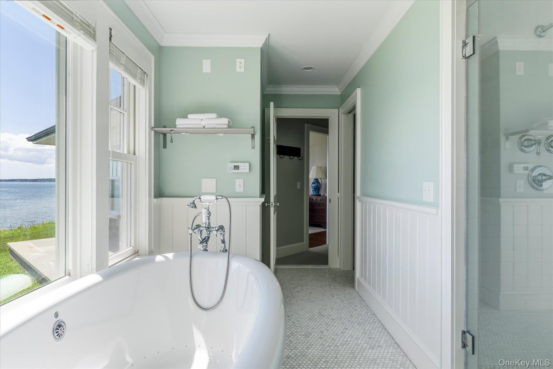 920 Cedar Point Drive E – For Sale photo 21