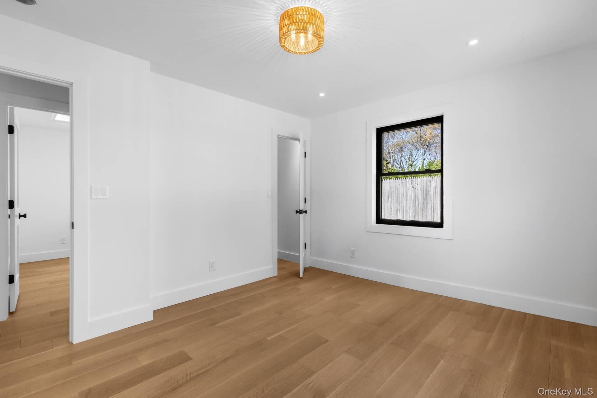 10 Tramposh Lane – For Sale photo 23