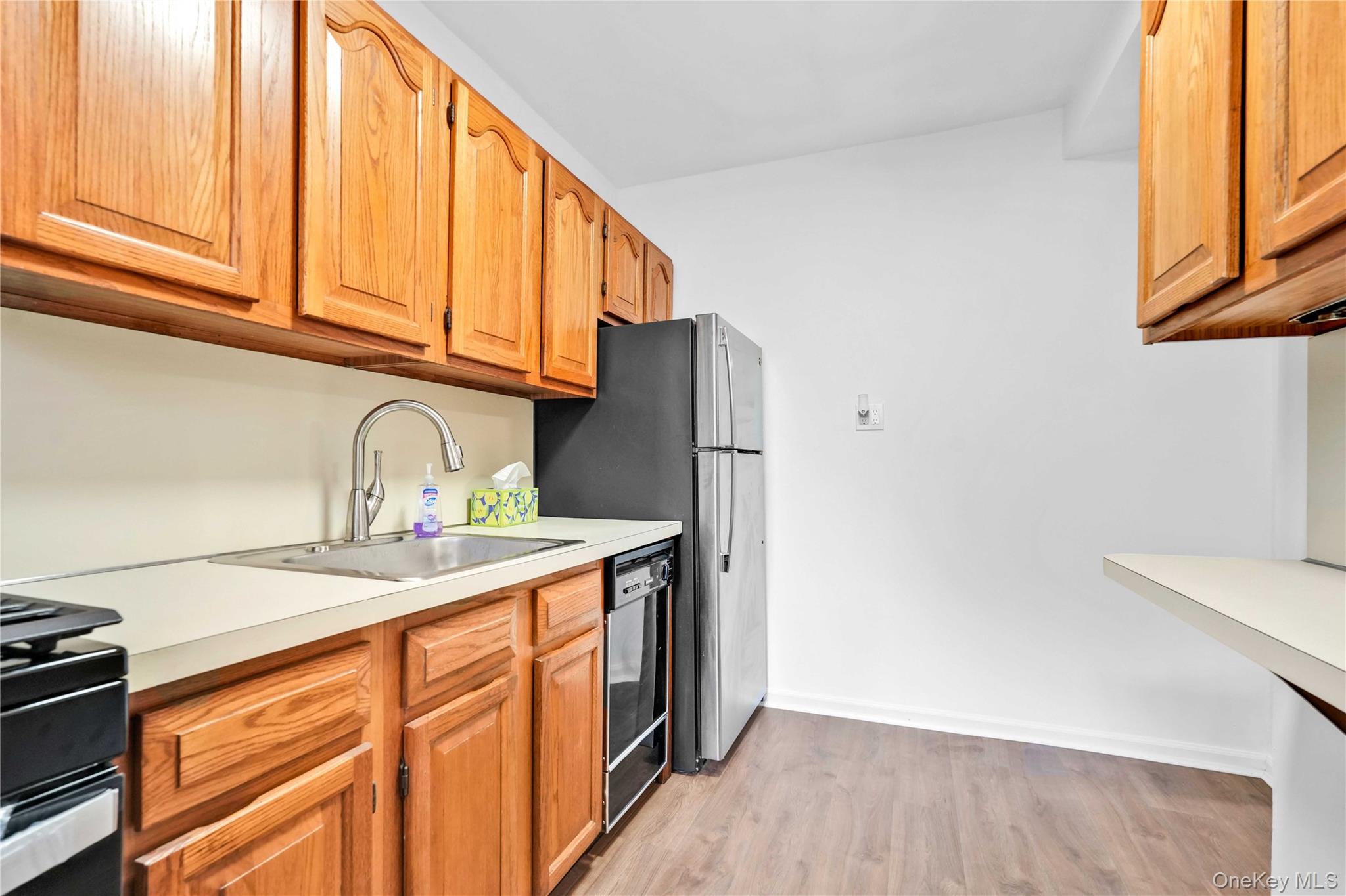 170-06 Crocheron Avenue, Unit 2E photo 10