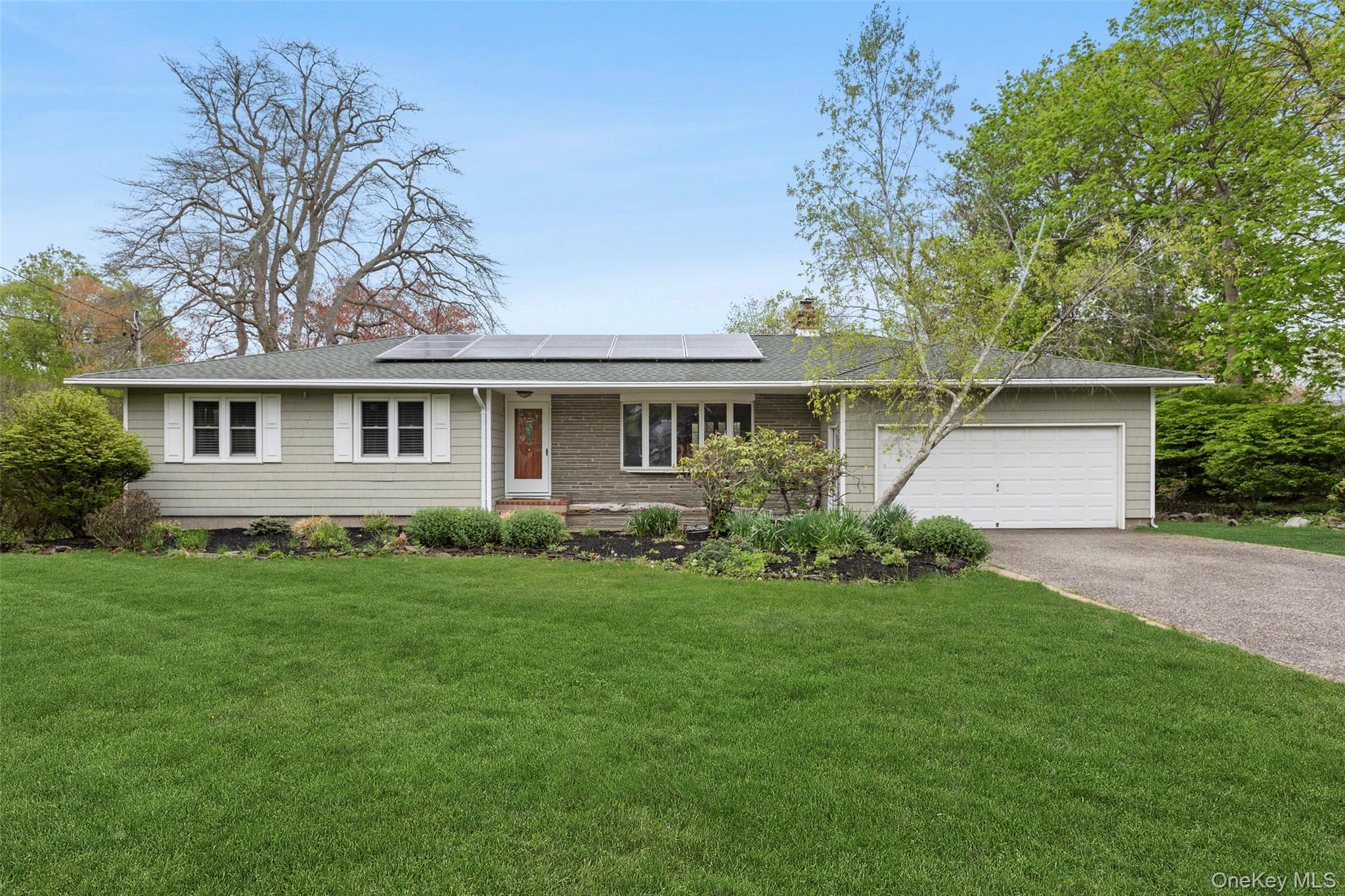 77 Evergreen Avenue – For Sale