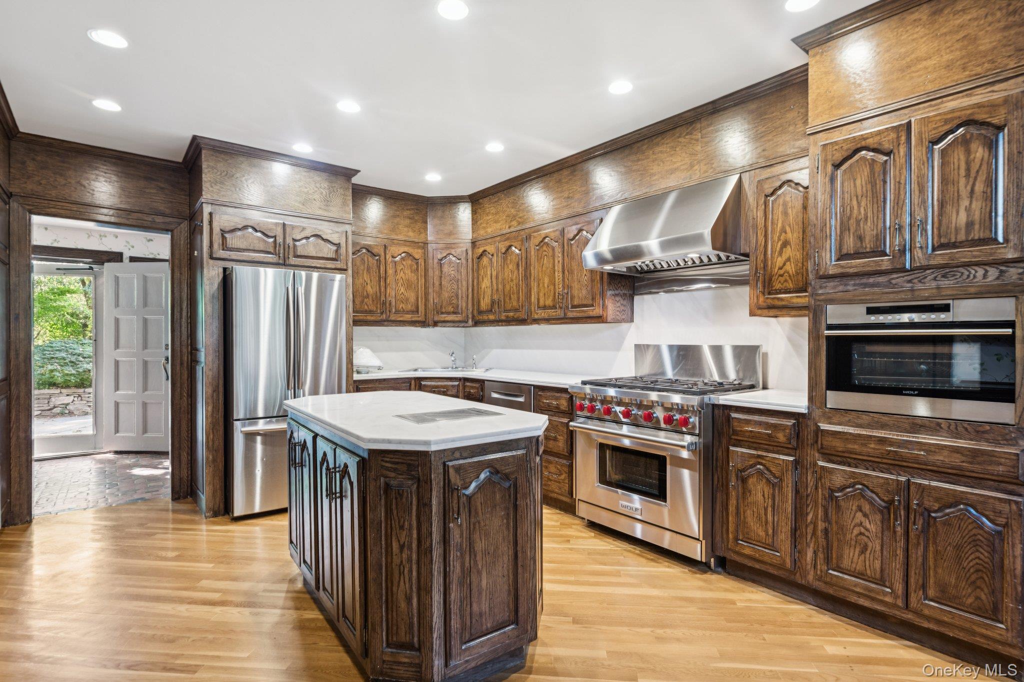 18 Heights Road – For Rent photo 13