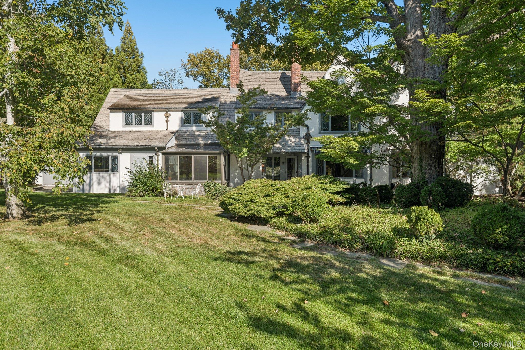18 Heights Road – For Rent photo 2