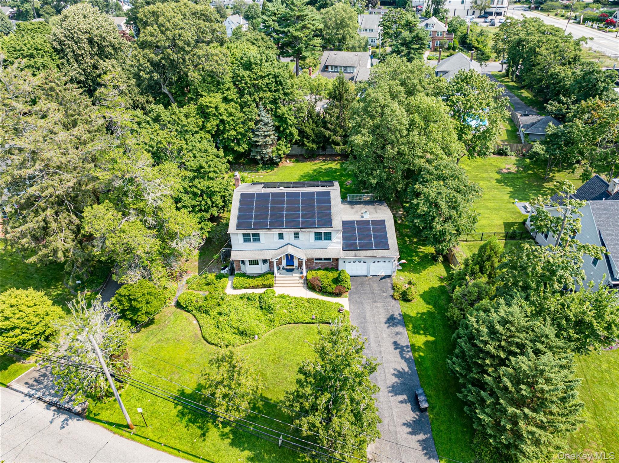 220 Windsor Avenue – For Sale photo 3