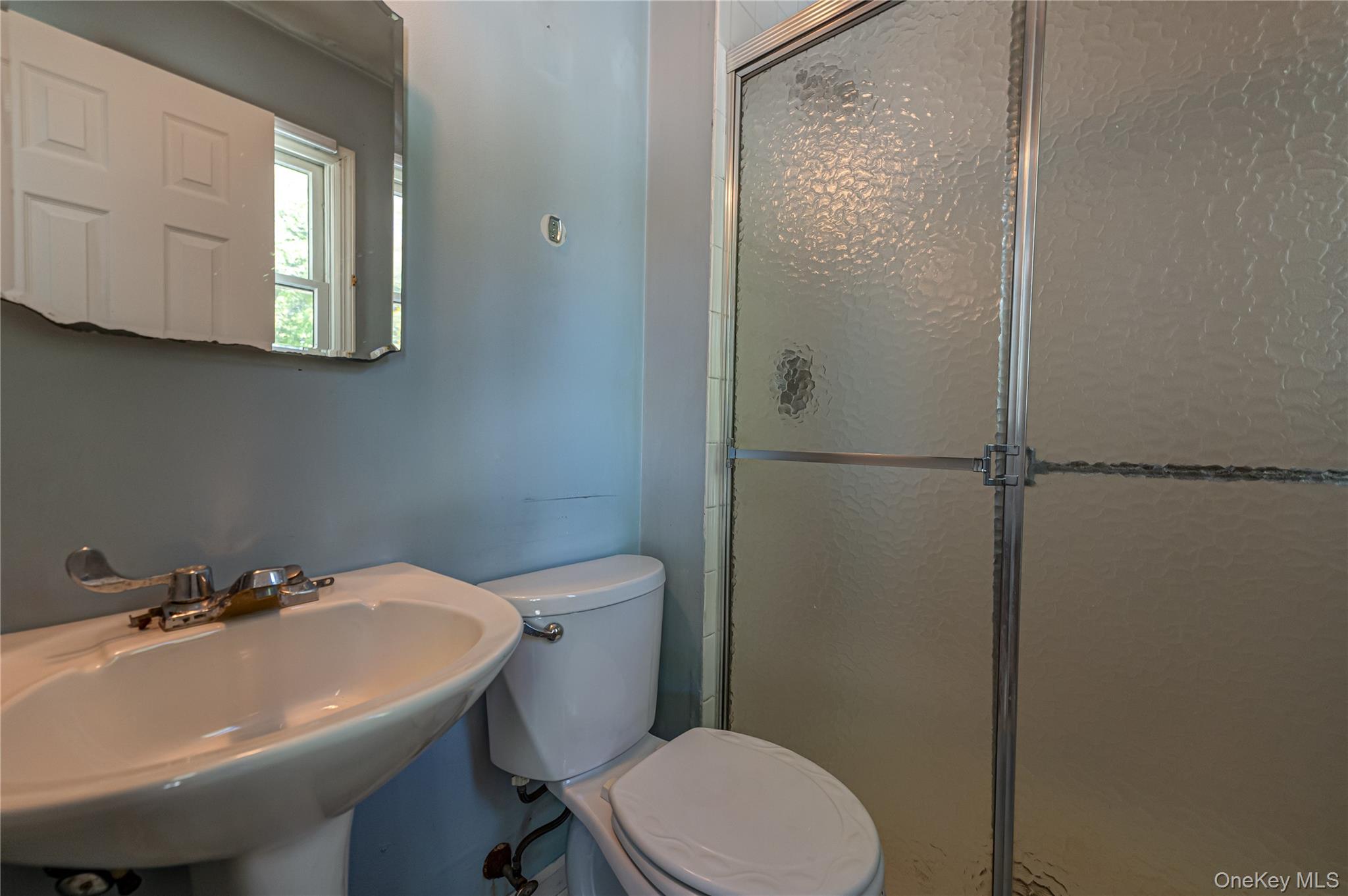 220 Windsor Avenue – For Sale photo 28