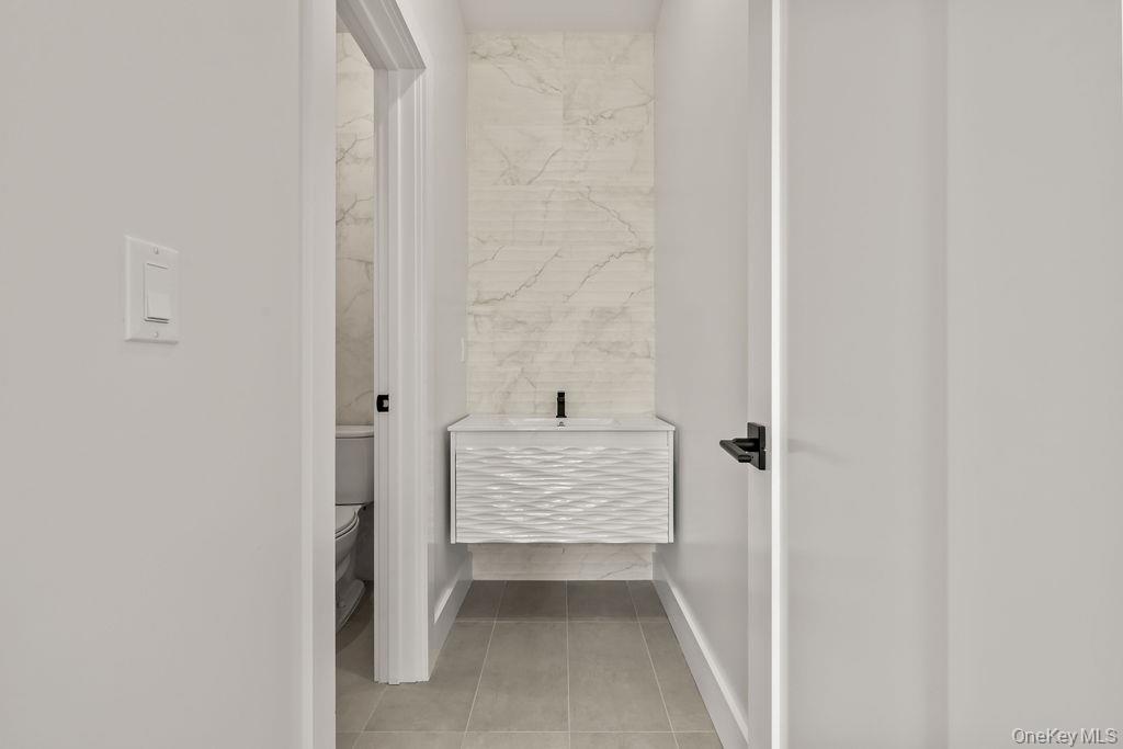 11 Lincoln Street, Unit 201 photo 35