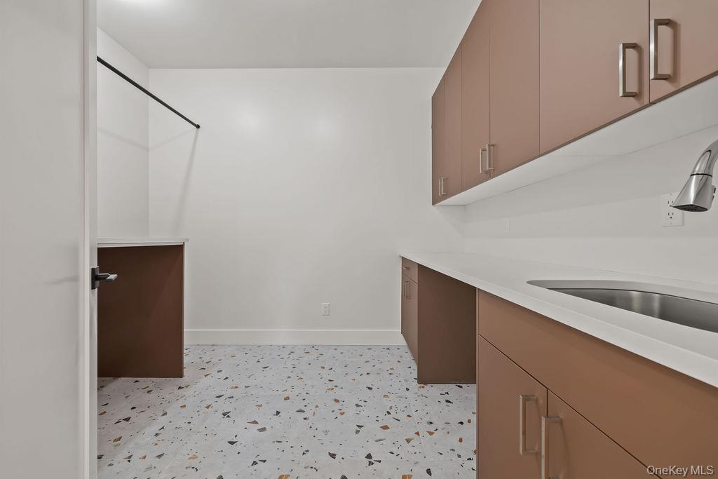 11 Lincoln Street, Unit 201 photo 37