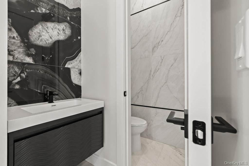 11 Lincoln Street, Unit 201 photo 16