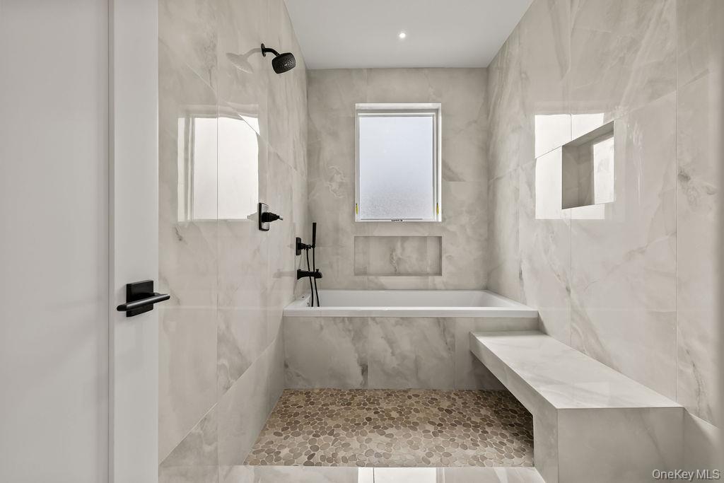 11 Lincoln Street, Unit 201 photo 28